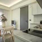 Blue Terra Living Apartamento Kremastí